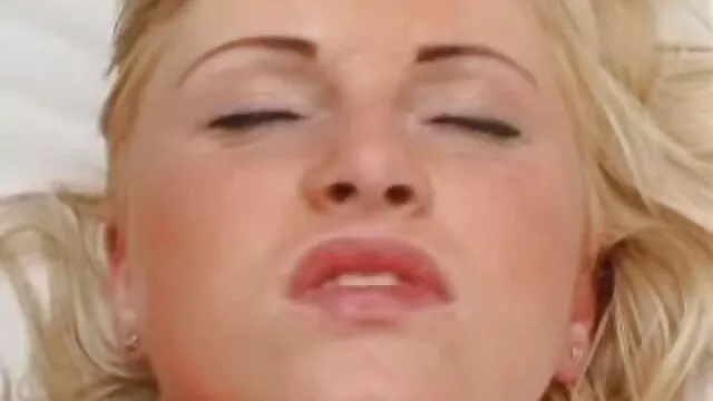 Careena Collins - Mad extrait de film porno amateur gratuit Jack au-delà de Thunderbone