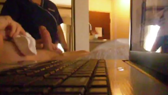 HD POV Elle se déshabille puis vous supplie de jouir en elle film amateur erotique